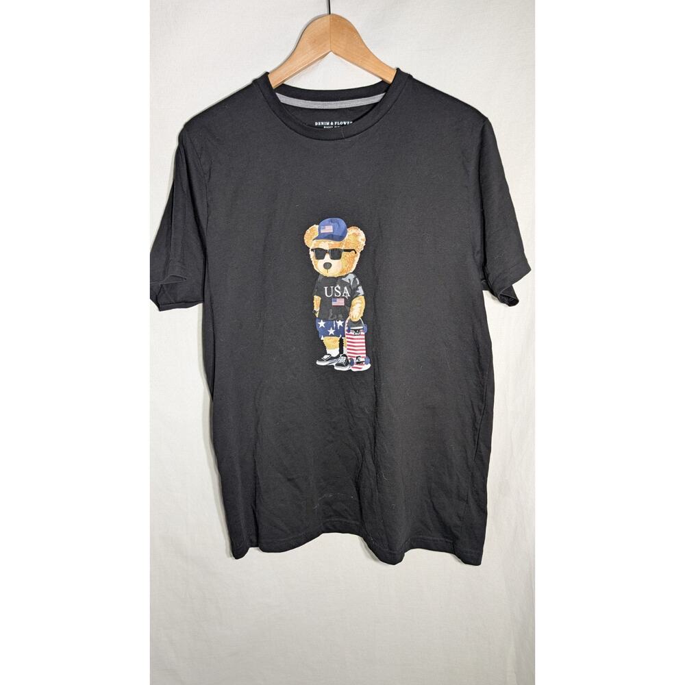 Denim & Flower Ricky Singh Patriotic USA Bear Graphic Short Sleeve T-Shirt Sz XL